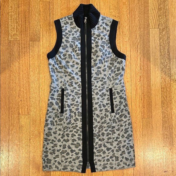 Johnston & Murphy Sleeveless Leopard-Print Zip Front Dress XS - Picture 8 of 16